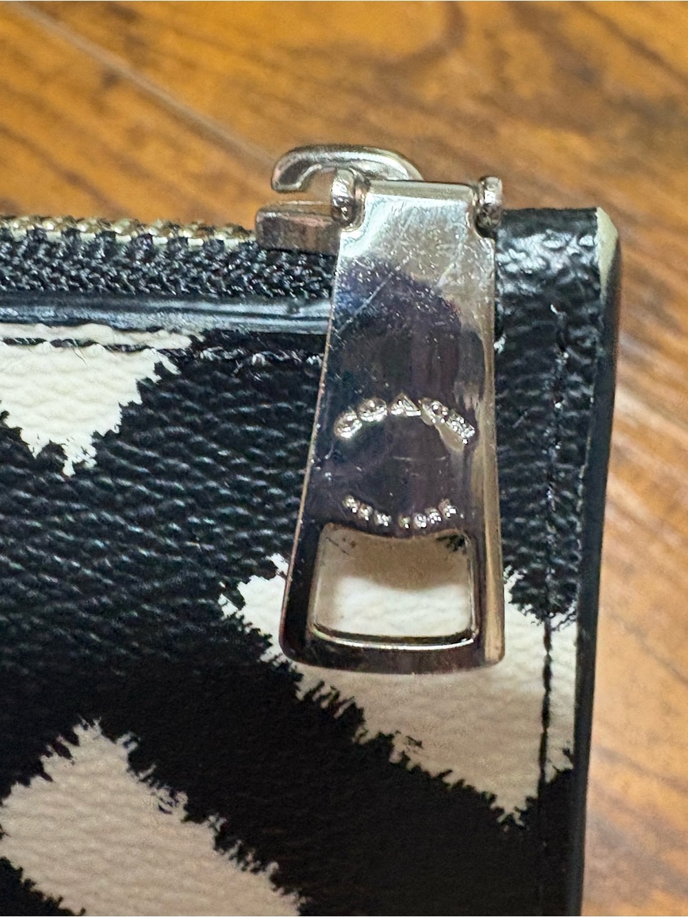 Coach Bleecker 50870 Black White Print Clutch - Picture 10 of 10